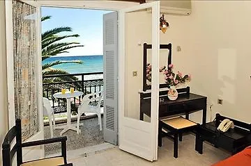 Argassi Beach Hotel فندق 3*