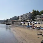- Adults Only Szálloda