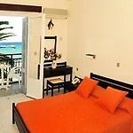 - Adults Only 4* Argászi