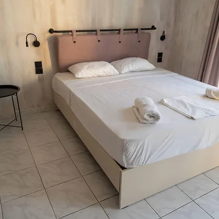 - Adults Only מלון 4*
